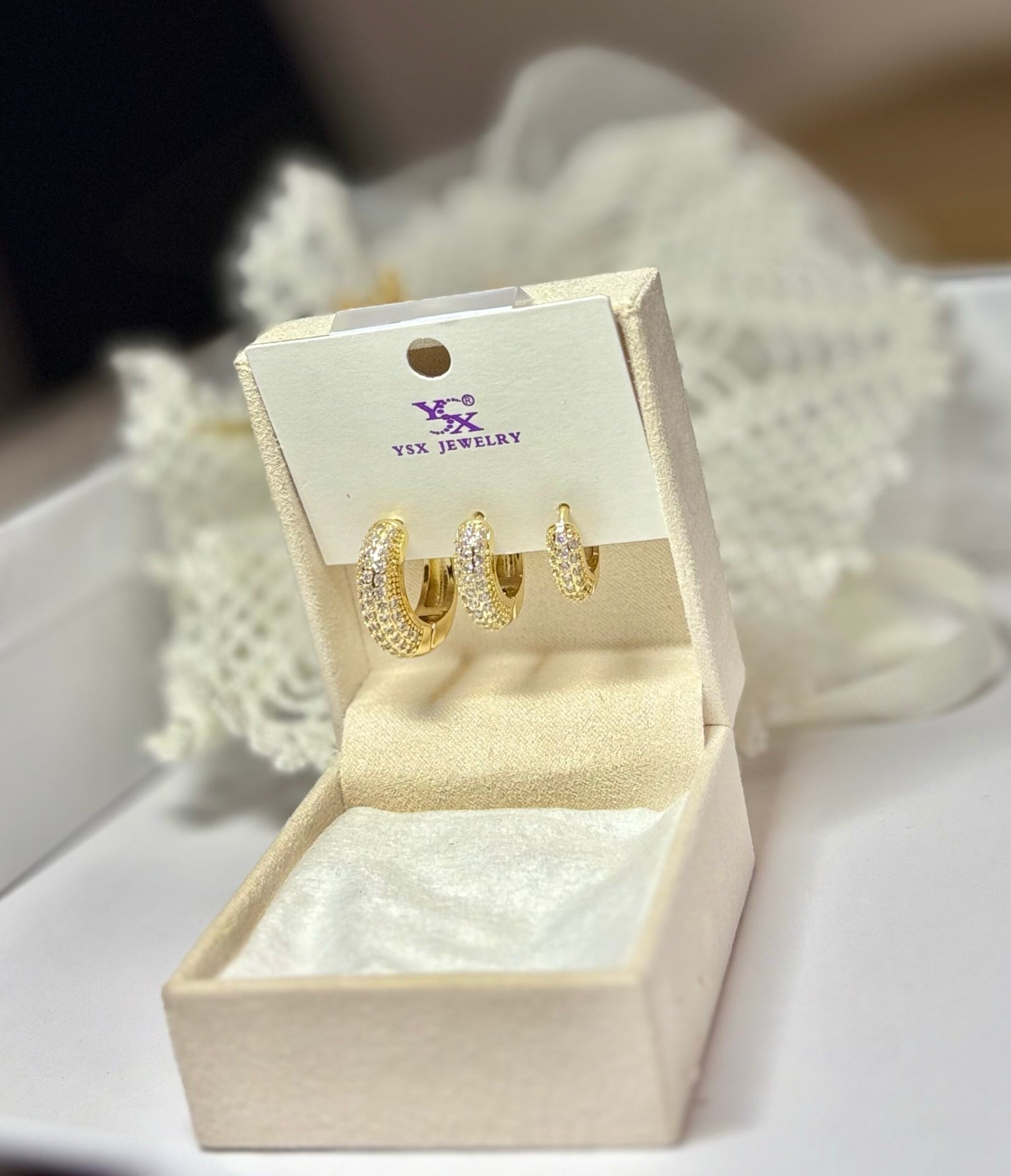 Goldene Edelstahl Creolen mit Zirkonia – 3 Größen Set – Bild 3