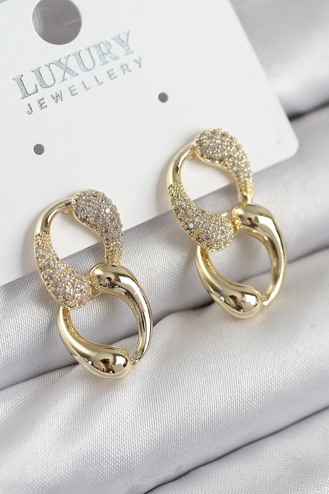 Gold Ohrringe mit Zirkonia – Luxus Stil“