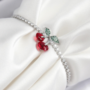 Süßes Kristall-Armband mit Kirsch-Anhänger – Nickel Free | Trendiges Fashion-Armband